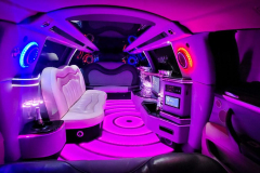 BMW6 лимузина за моминско или ергенско парти