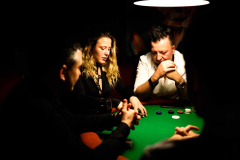 Стрип покер, Гол покер, Еротичен покер